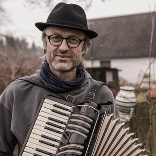 Mirek Kemel Photo
