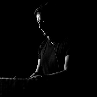 Sharam Photo