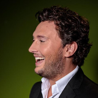 Tino Martin Photo