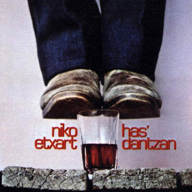 Niko Etxart Photo