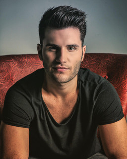 Brandon Chase Photo