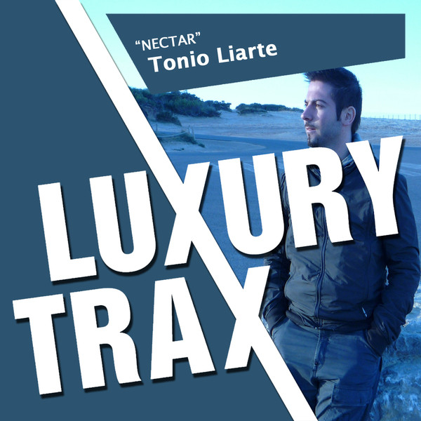 Tonio Liarte Photo