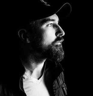 Erik Dylan Photo