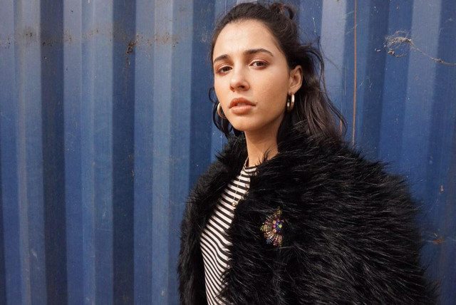 Naomi Scott photo