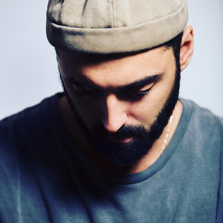 Viken Arman Photo