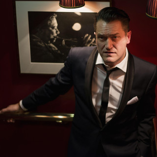 Iain Mackenzie Photo