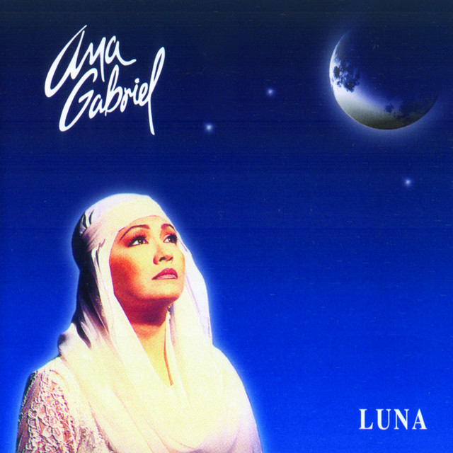 Luna cover