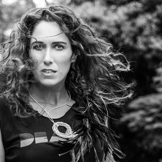 Áine Tyrrell Photo