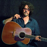 Dan Navarro profile