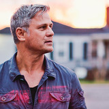 Jon Stevens Photo