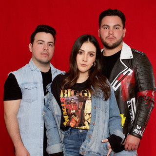 Somos 3 poster