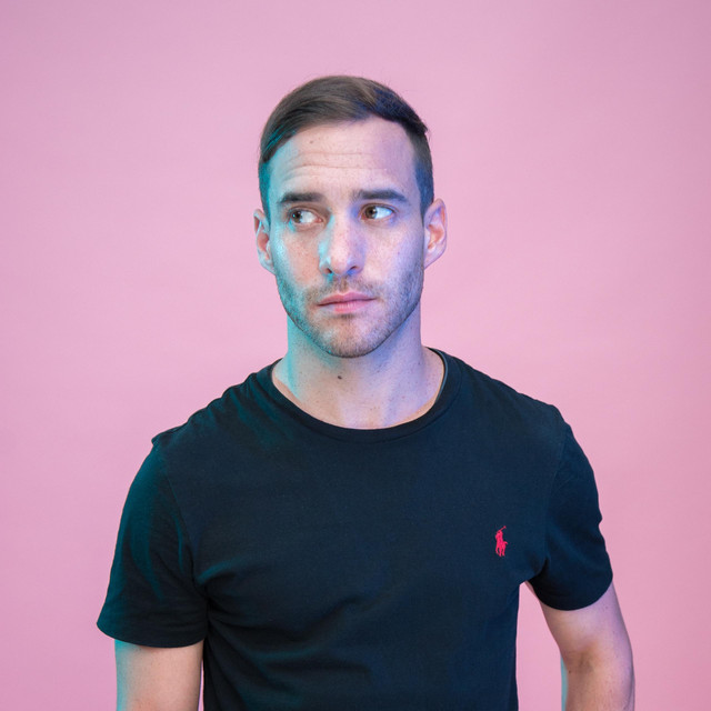Head photo