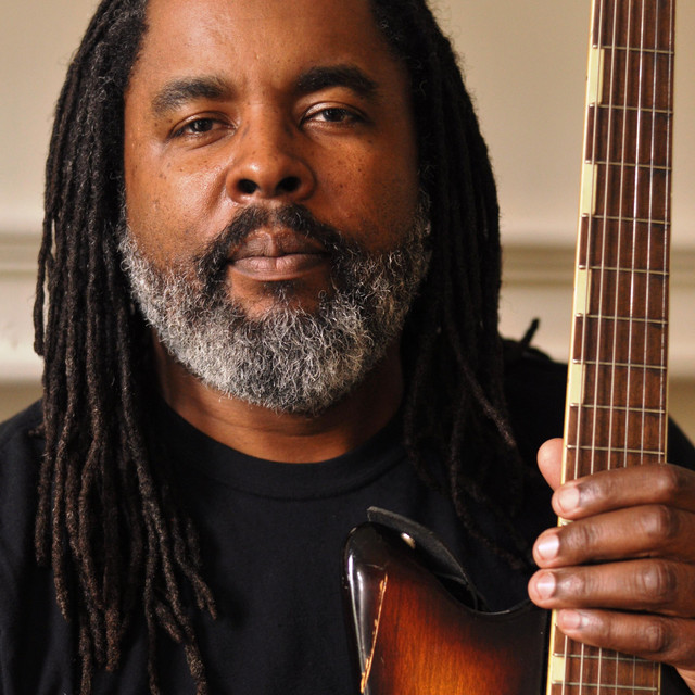 Alvin Youngblood Hart photo