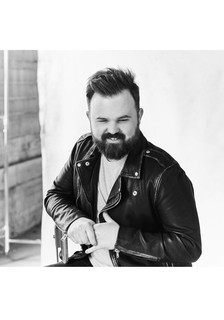 Cody Carnes photo