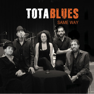Tota Blues Photo