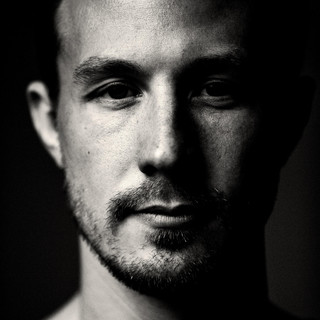 Kris Menace Photo