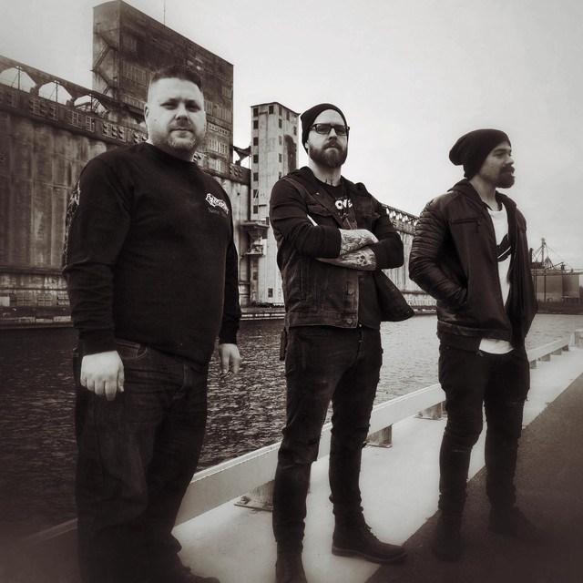 Deformatory photo