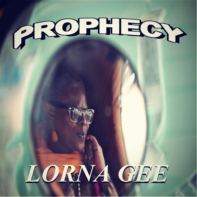 Lorna Gee Photo