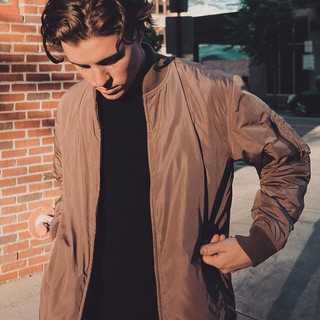 Sam Woolf Photo