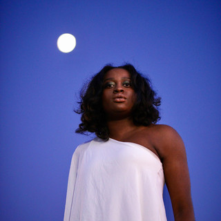 Ayoni Photo