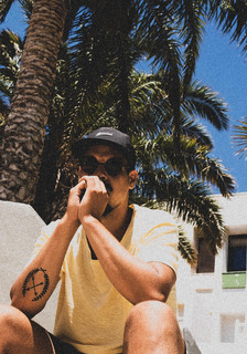 Rudy Raw Photo
