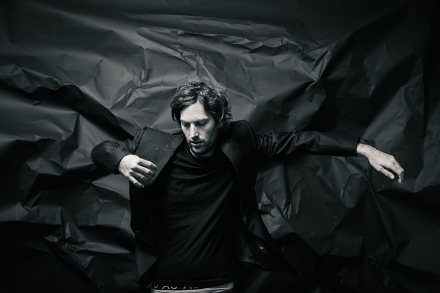 Haezer press photo