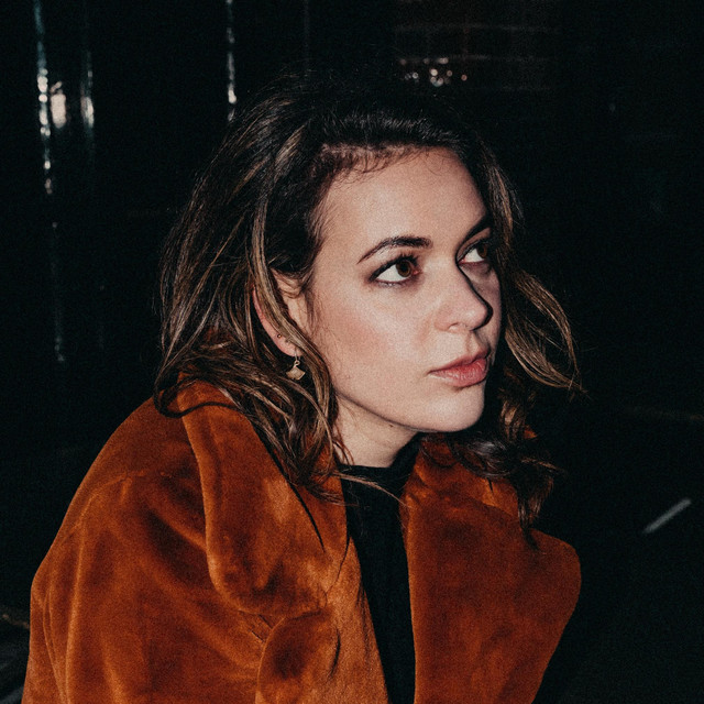 Rachèl Louise photo