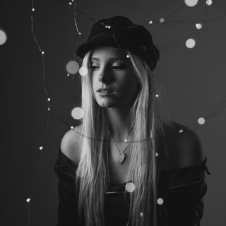 Chloe Adams Photo