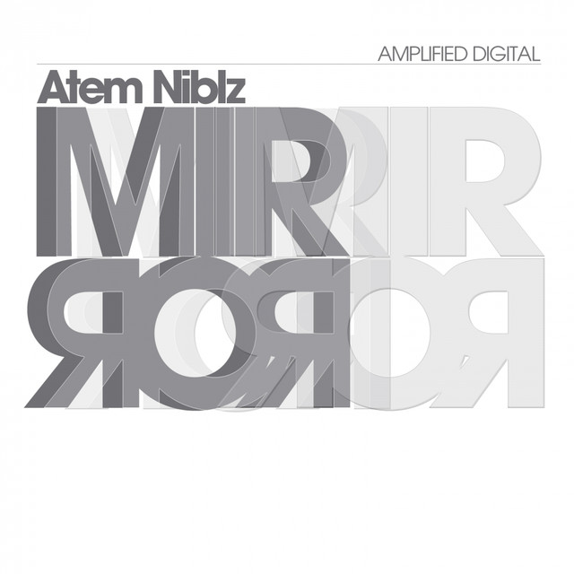 Atem Niblz Photo