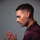 Oskar Linnros profile
