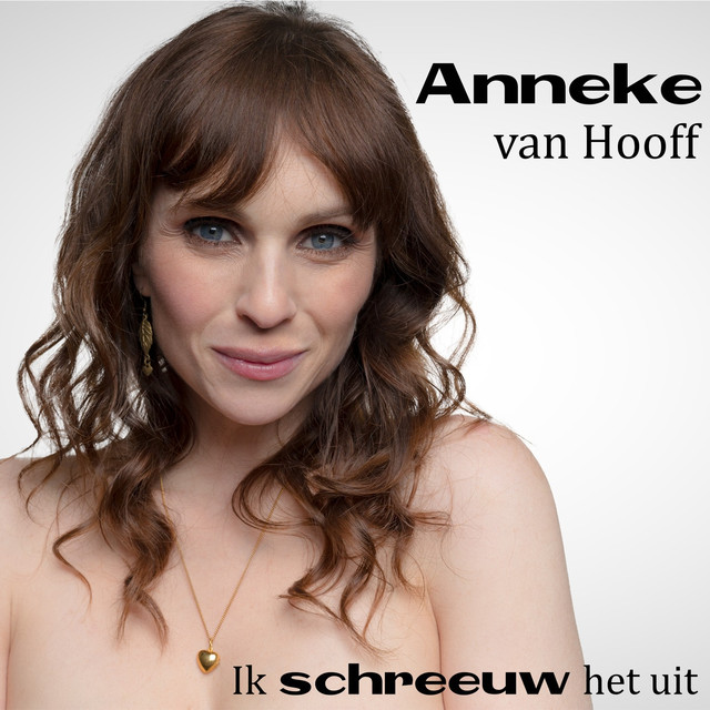 Anneke van Hooff Photo