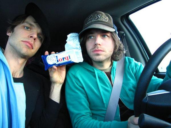The Berg Sans Nipple Photo