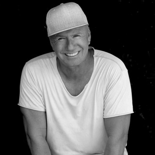 Robert Jay Photo