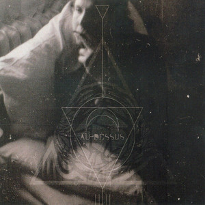Au-Dessus Photo