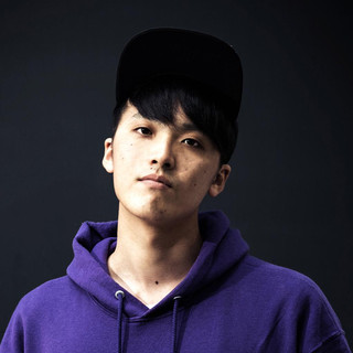 Batsu Photo