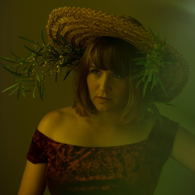 Musik Artist Dear Reader