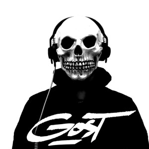 Skull cover