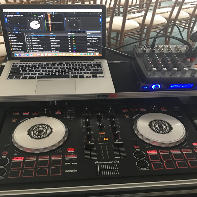 DJ Paradise Photo
