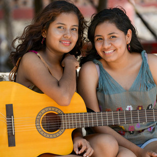Las Hermanas García Photo