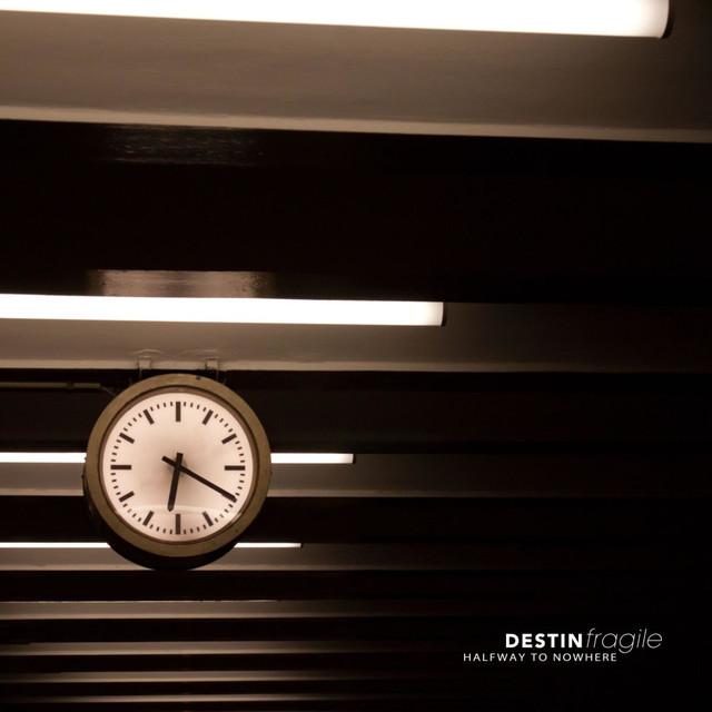 Destin Fragile Photo