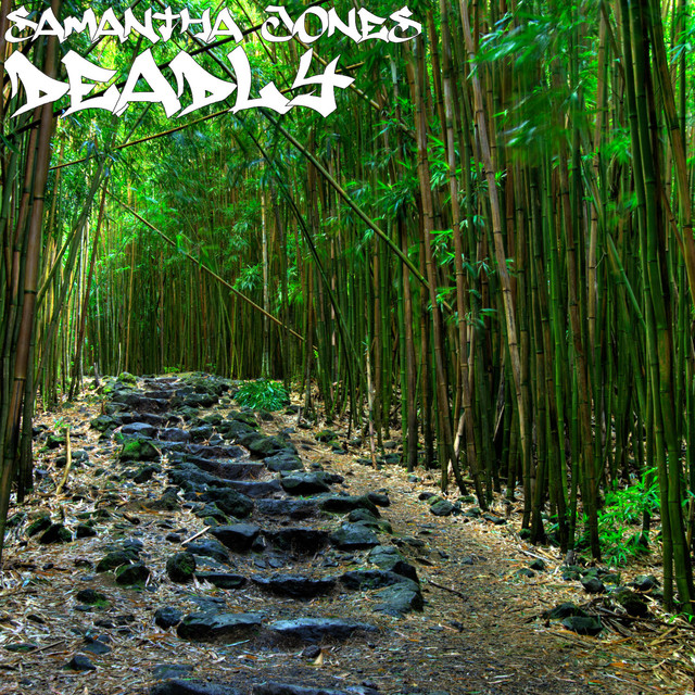 Samantha Jones Photo