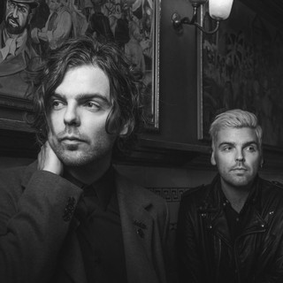 Pop Noir Photo