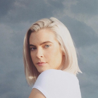 Chey Rose Photo