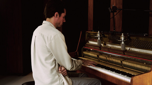 With Me - Andante Piano Sessions - Ty Rex