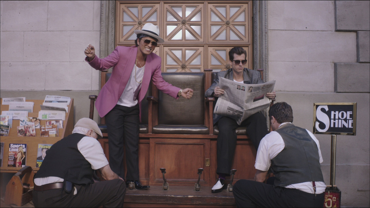 Uptown Funk (feat. Bruno Mars)