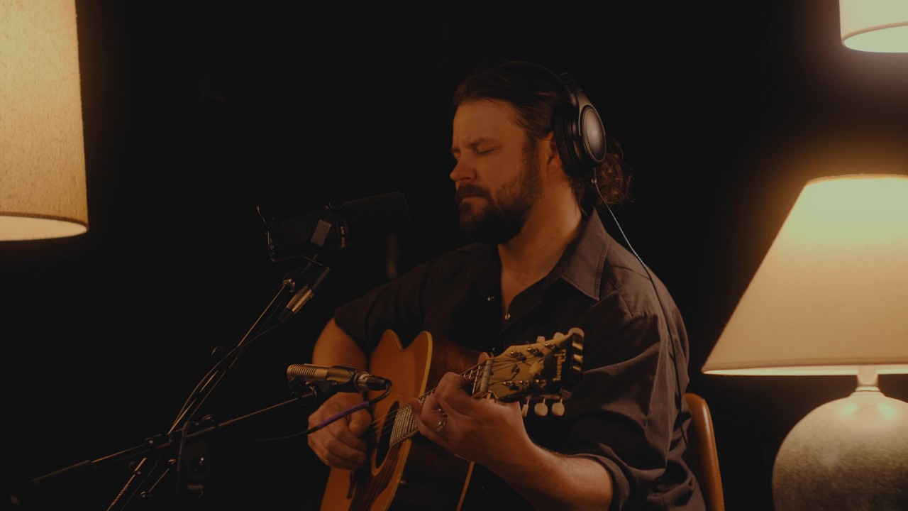 Shine On Rainy Day (Live from Capricorn Studios)