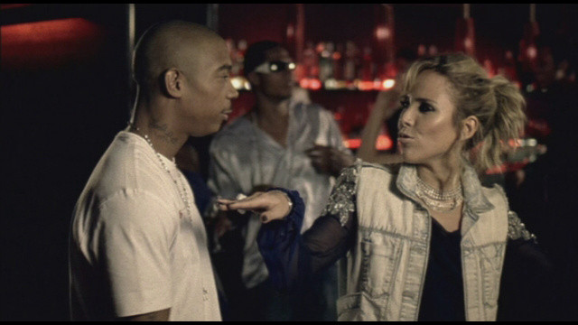 Fly (feat. Ja Rule) - Versão em inglês