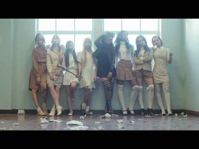 Bebe Rexha - I'm Gonna Show You Crazy