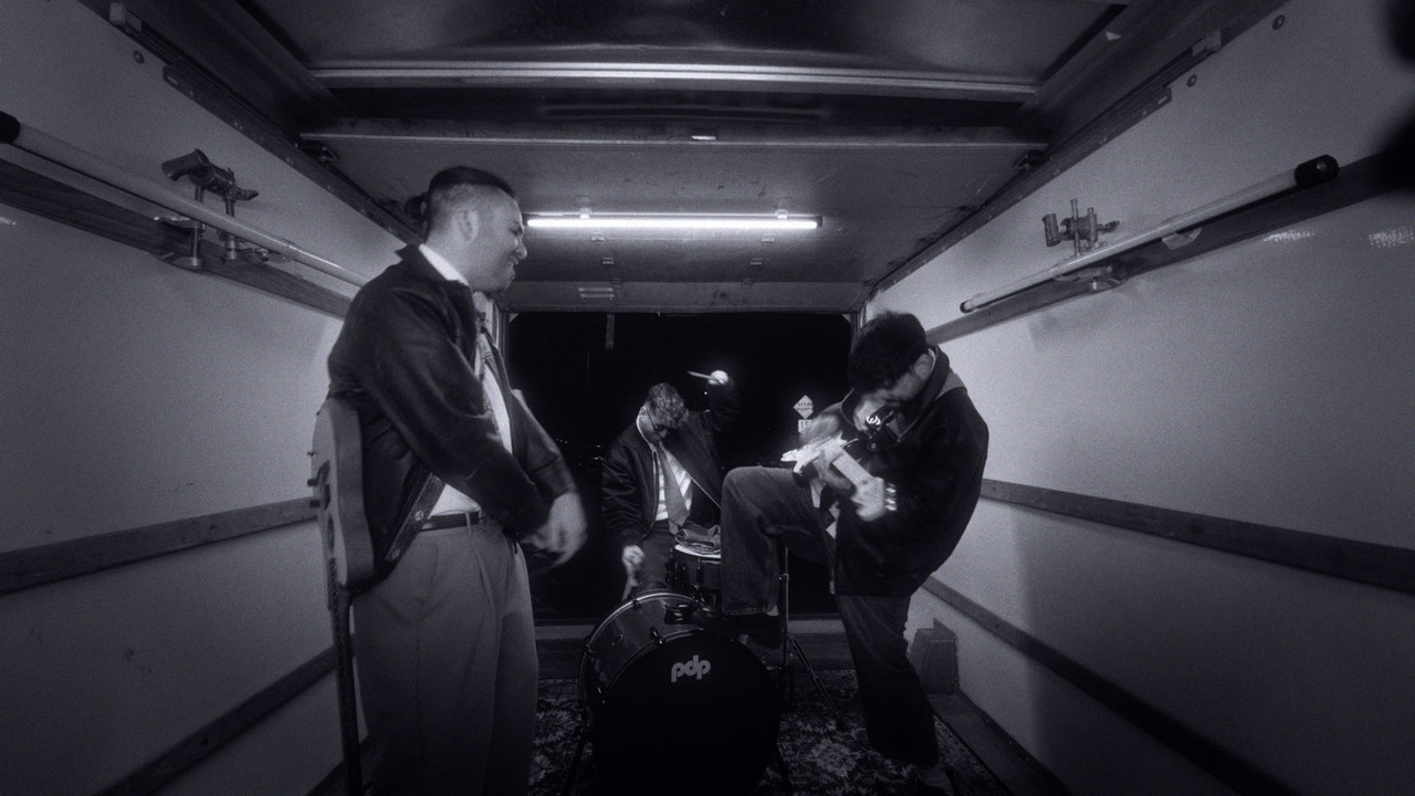Capa de Self Aware (Music Video) - Temper City