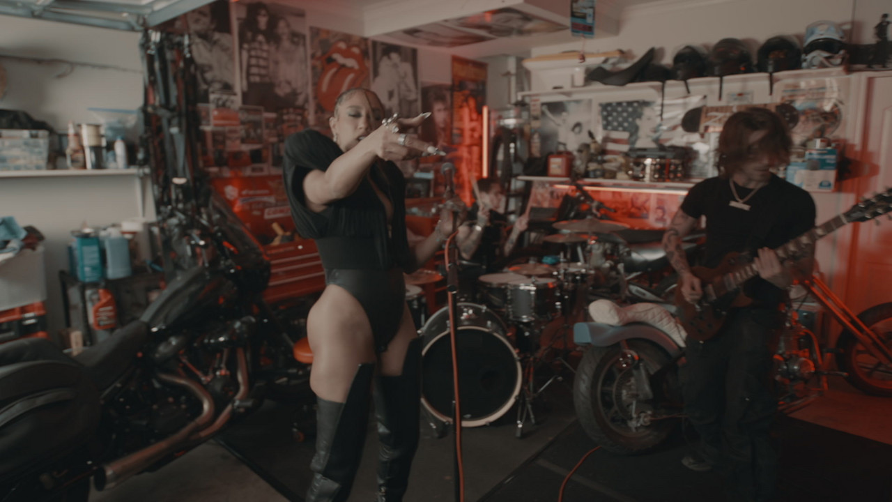 WE ON GO (RAGE MIX) Garage Video